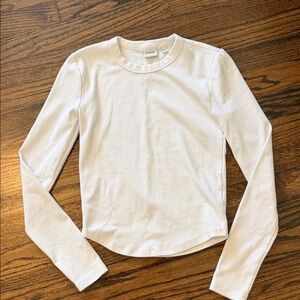 Sunday Best by Aritzia long sleeve Crewneck Tee